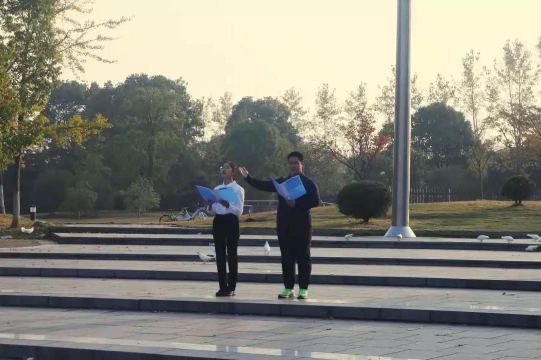 1573524411588037886.jpg 国旗下的演讲.jpg